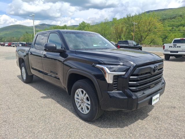 Midnight Black Metallic 2026 Toyota Tundra SR5 CrewMax Cab 4WD Pickup Truck Four-Wheel Drive Automatic