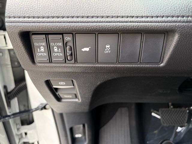 new 2026 Honda Odyssey car, priced at $43,833