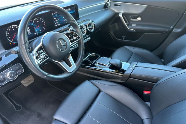 Used 2022 White Mercedes-Benz A 220 image 12