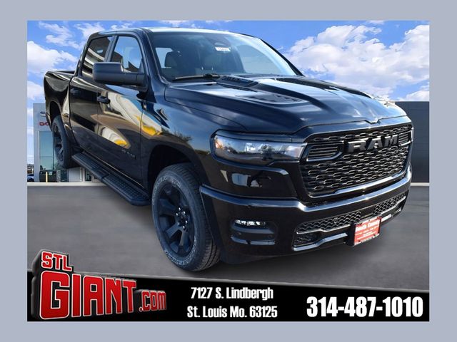 Diamond Black Crystal Pearlcoat 2026 RAM 1500 Express Crew Cab 4WD Pickup Truck Four-Wheel Drive 8-Speed Automatic