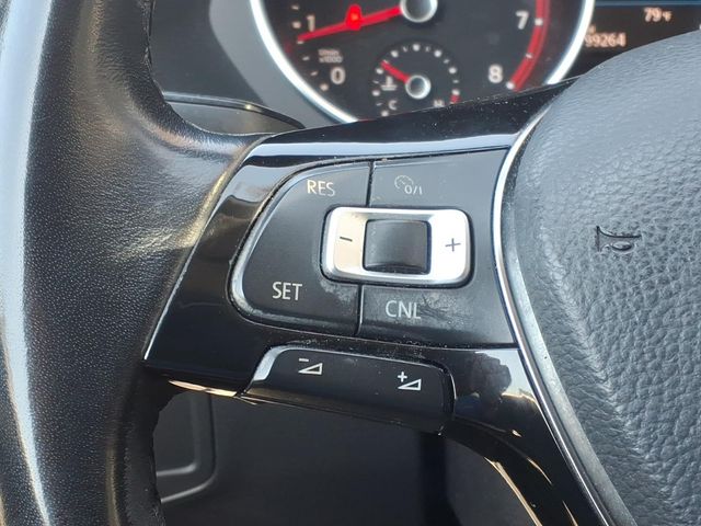 2018 Volkswagen Tiguan - Image 12