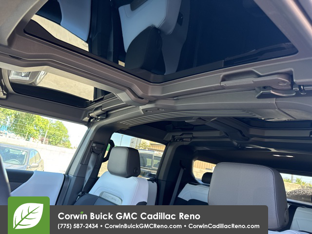 2024 GMC Hummer EV SUV 2X 17