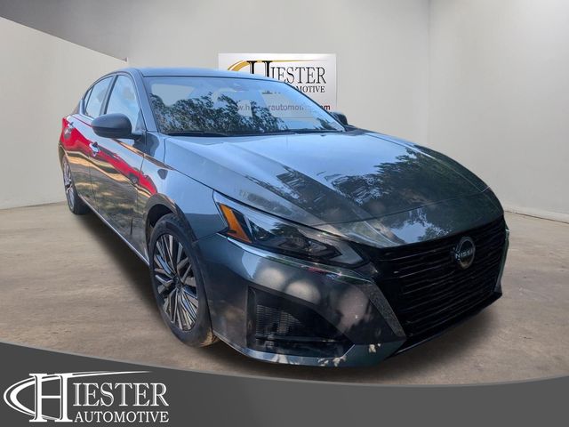 Gray (Gun Metallic) 2025 Nissan Altima Sedan Front-Wheel Drive Continuously Variable Transmission