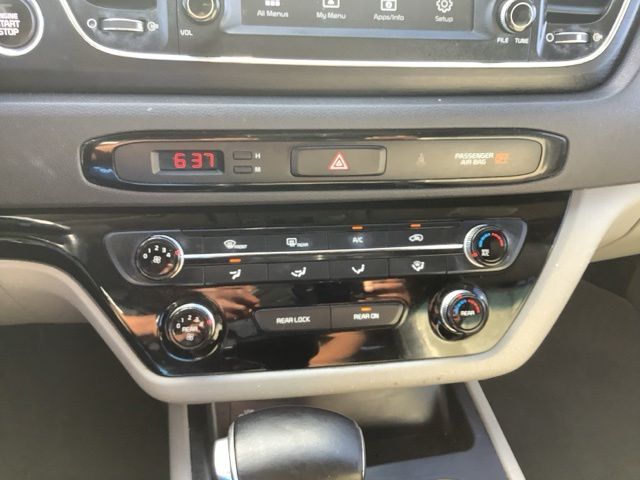Used 2018 Aurora Black Kia LX image 23