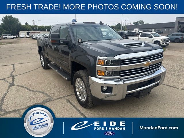 Gray (Graphite Metallic) 2017 Chevrolet Silverado 3500HD Pickup Truck Four-Wheel Drive 6-Speed Automatic