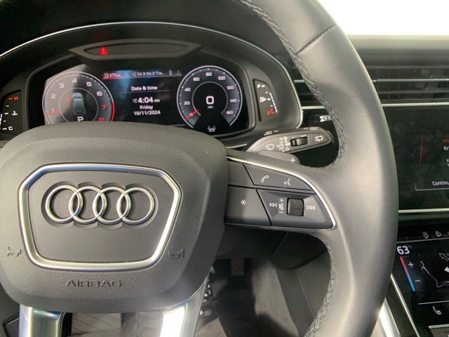 2023 Audi Q7 45 Premium Plus 15