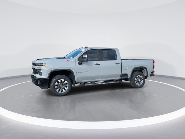 Used 2024 Gray Chevrolet Custom image 4