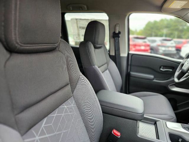 2026 Nissan Frontier SV - Photo 10