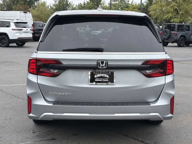 Used 2025  Honda EX-L image 12
