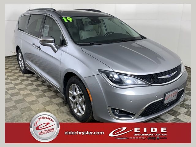 2019 Chrysler Pacifica Limited FWD