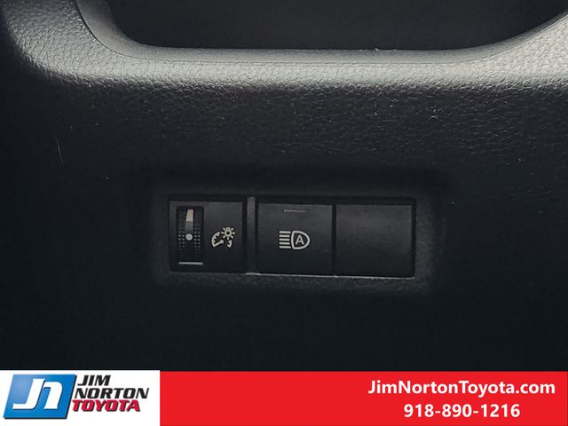 Used 2021 Toyota RAV4 SUV