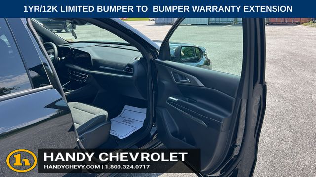 Used 2025 Chevrolet Traverse SUV
