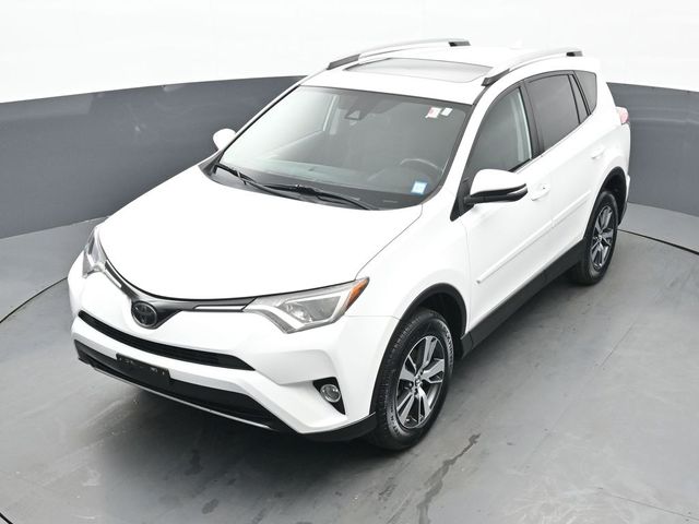 2018 Toyota RAV4 XLE 37