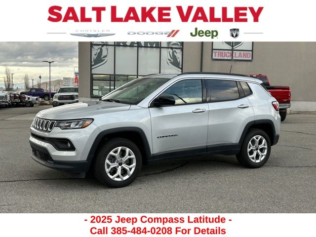 Silver Zynith Metallic Clearcoat 2025 Jeep Compass Latitude 4WD SUV / Crossover Four-Wheel Drive 8-Speed Automatic