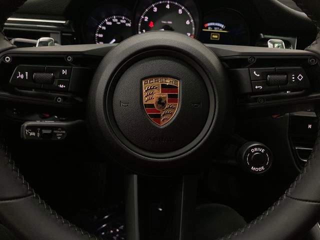 2025 Porsche Macan S