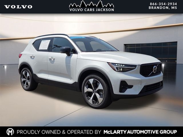 2026 Volvo XC40 B5 Plus AWD