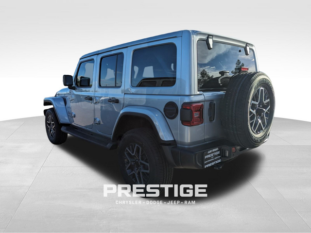 2024 Jeep Wrangler Sahara 4