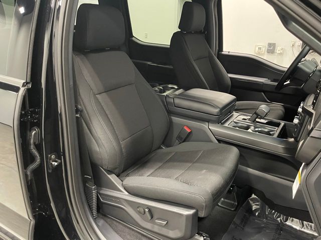 2024 Ford F-150 XLT photo
