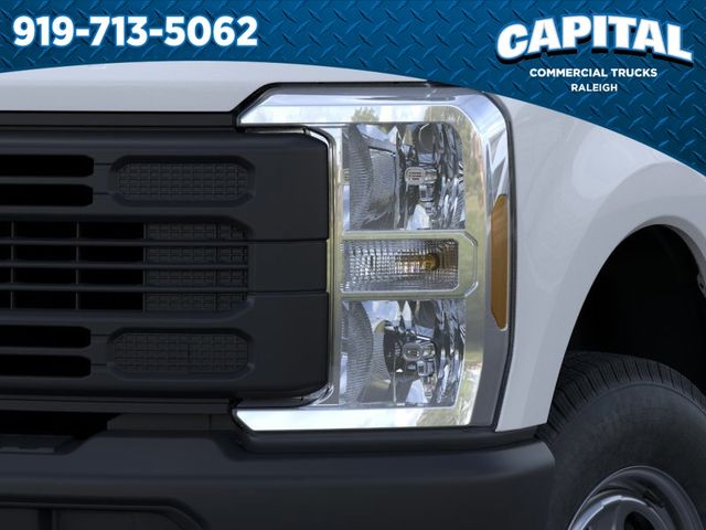 New 2026 Oxford White Ford F-250® XL image 18