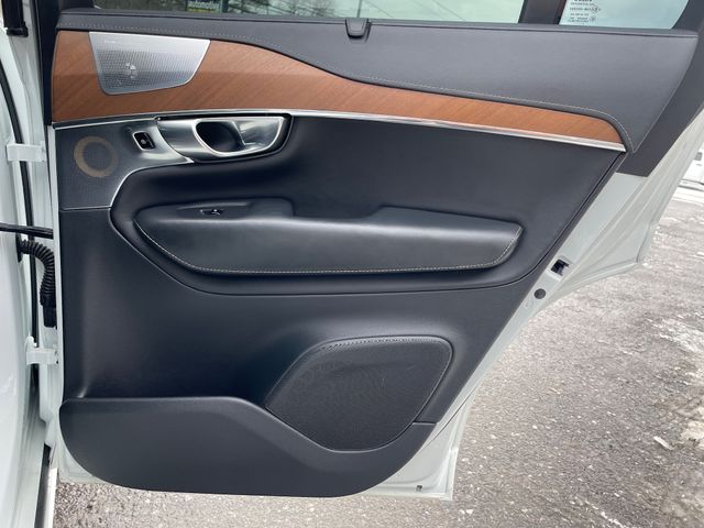 2018 Volvo XC90 T6 Inscription - Crystal White exterior view 15