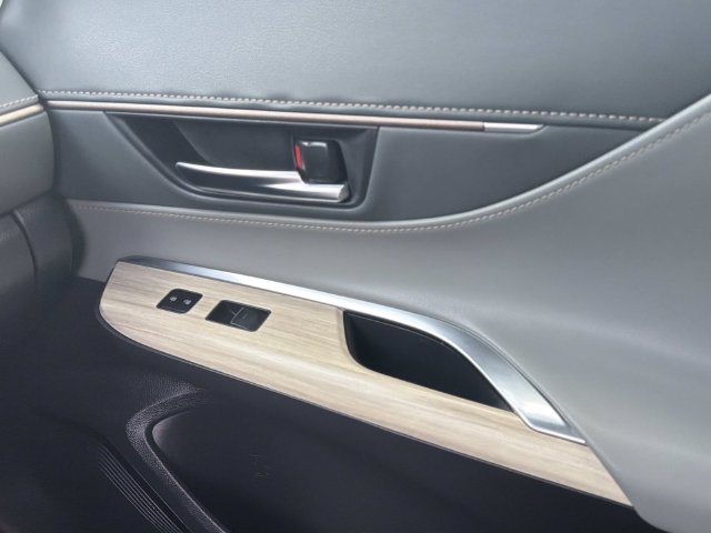 Used 2021 Toyota Venza SUV