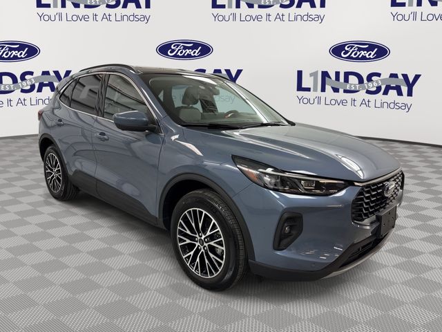 2025 Ford Escape Plug-In Hybrid Base