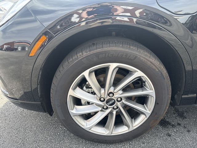 Certified Used 2025  Lincoln Grand Touring image 21