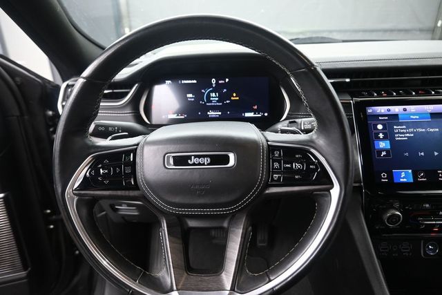 2022 Jeep Grand Cherokee Overland - 9