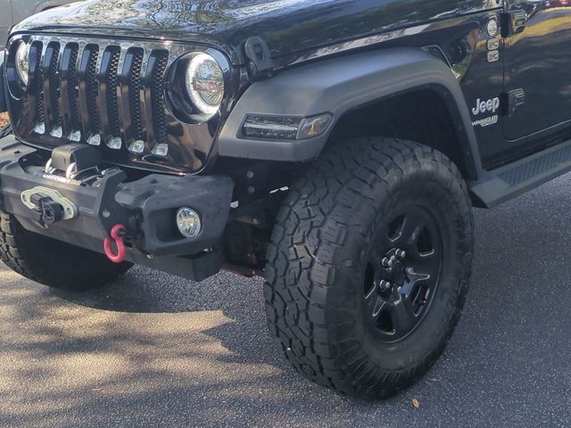 Used 2019 Black Jeep Sport image 9