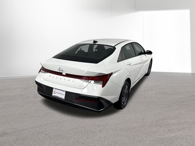 Used 2025 Hyundai Elantra Hybrid For Sale in Indianapolis, IN