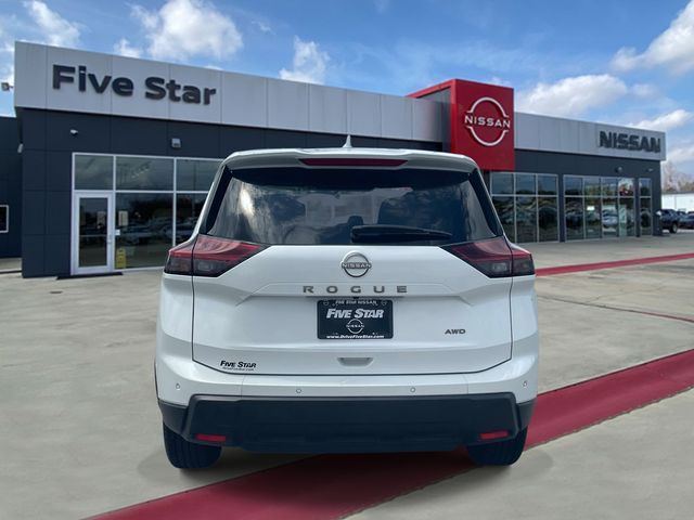Used 2025 White Nissan SV image 5