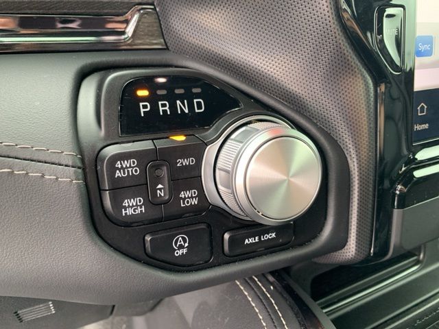 2024 RAM 1500 Limited photo