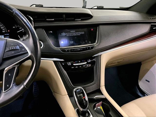 2018 Cadillac XT5 Luxury - 6