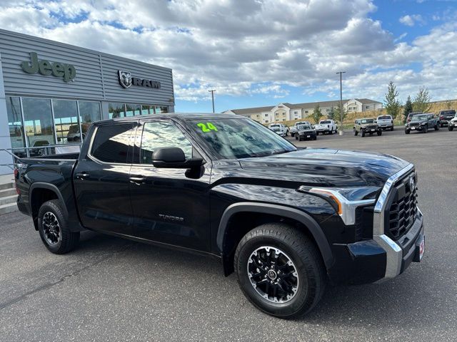 2024 Toyota Tundra SR5 CrewMax Cab 4WD