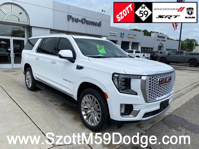 White Frost Tricoat 2024 GMC Yukon XL SUV / Crossover Four-Wheel Drive