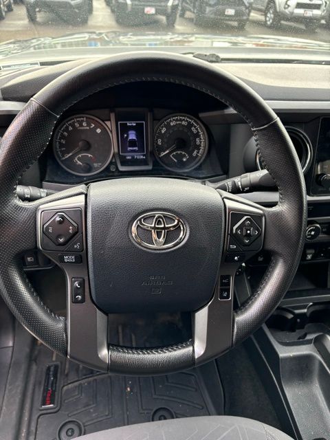 2019 Toyota Tacoma TRD Off-Road 8