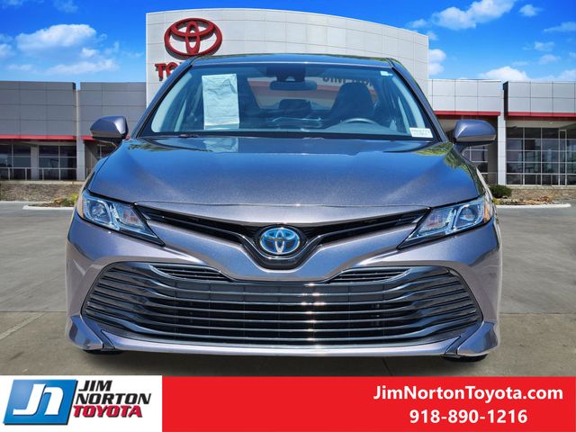 Used 2020 Toyota Camry Hybrid Sedan