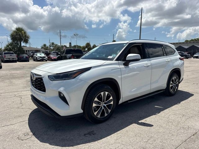 2021 Toyota Highlander - $30,088