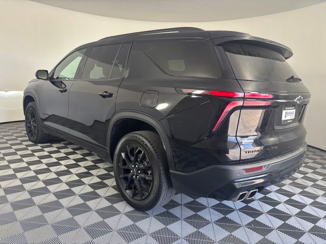 Used 2024 Chevrolet Traverse SUV