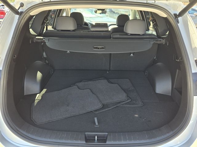 2023 Hyundai Santa Fe - $21,997