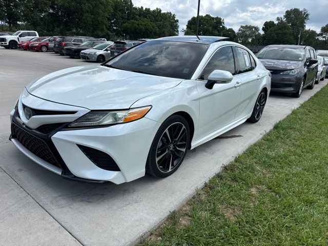 White (Wind Chill Pearl) 2019 Toyota Camry XSE FWD Sedan Front-Wheel Drive 8-Speed Automatic