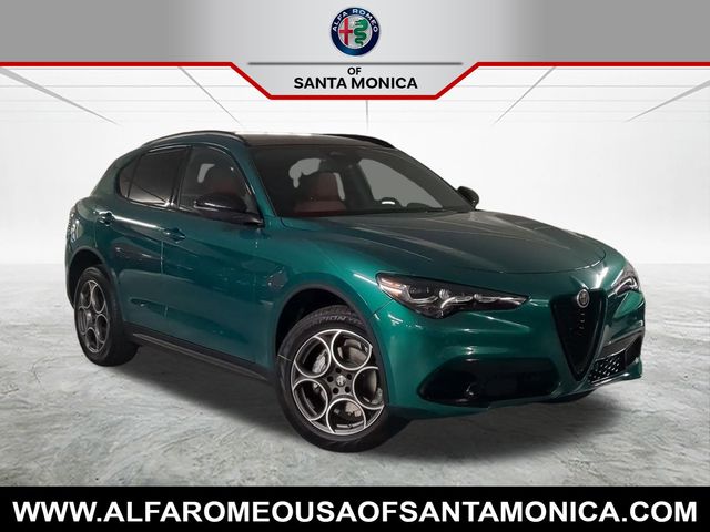 2025 Alfa Romeo Stelvio AWD