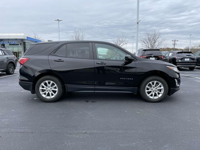 2020 Chevrolet Equinox LS 11