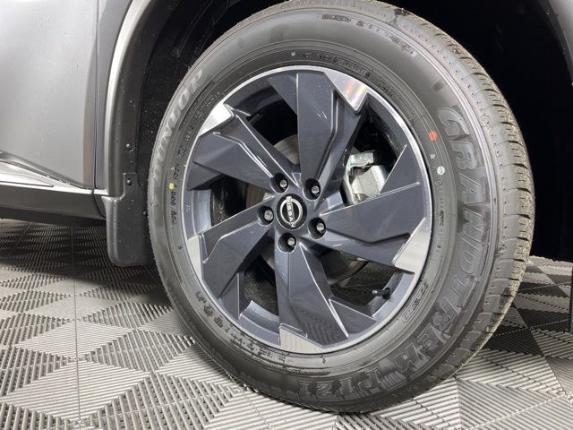 2025 Gun Metallic Nissan Rogue SV FWD SUV