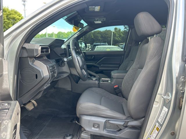 2024 Toyota Tacoma SR5 - Photo 16