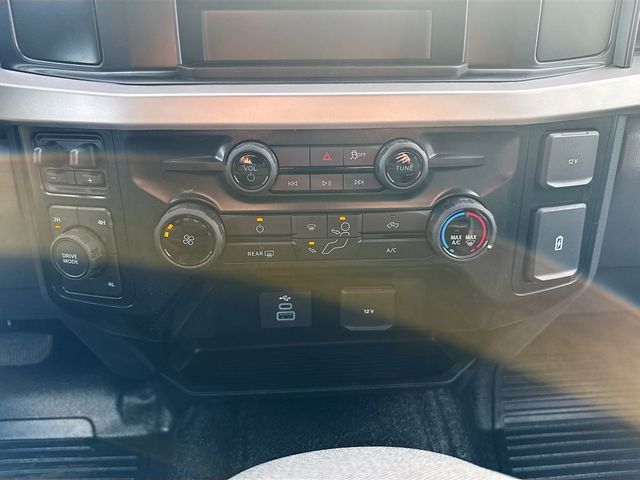 2025 Ford F-250SD XL photo