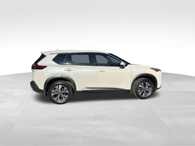 2021 Nissan Rogue SV 10