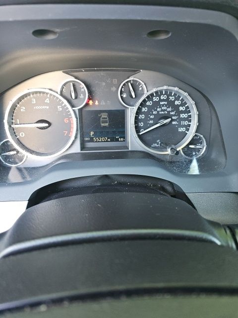 2017 Toyota Tundra SR5 5.7L 4WD FFV Crew Max Short Bed's photo