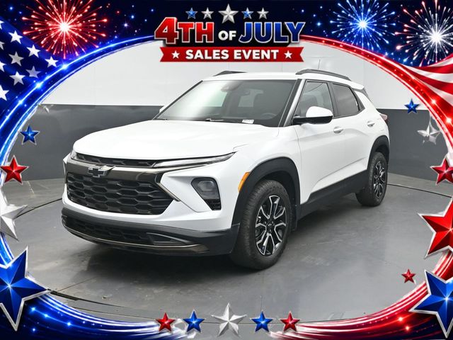 White (Iridescent Pearl Tricoat) 2024 Chevrolet Trailblazer SUV / Crossover Front-Wheel Drive Continuously Variable Transmission