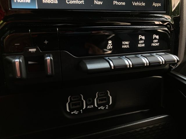 2022 Ram 2500 Laramie Crew Cab 4x4 6'4" Box